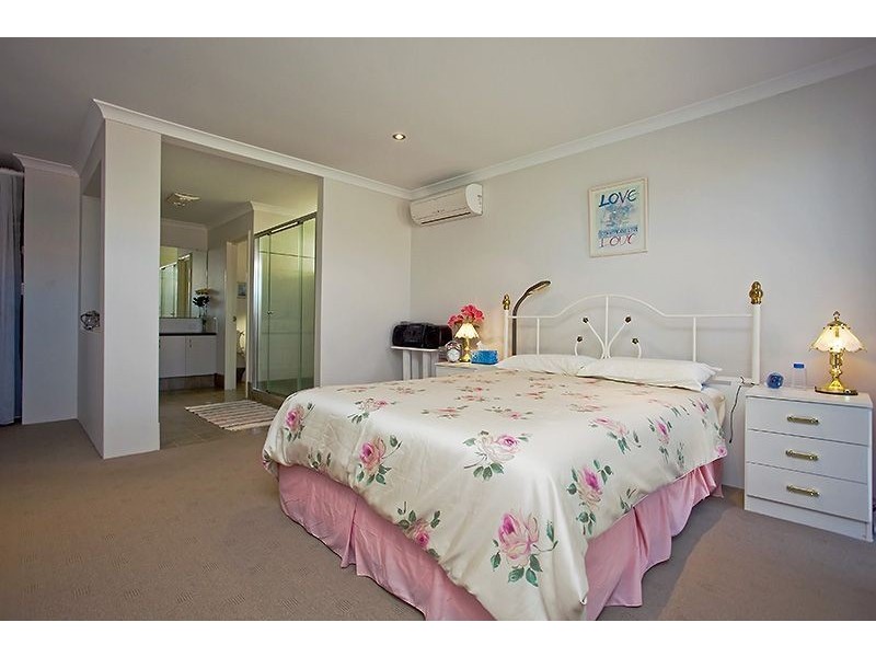 40 Injidup Loop, Clarkson WA 6030