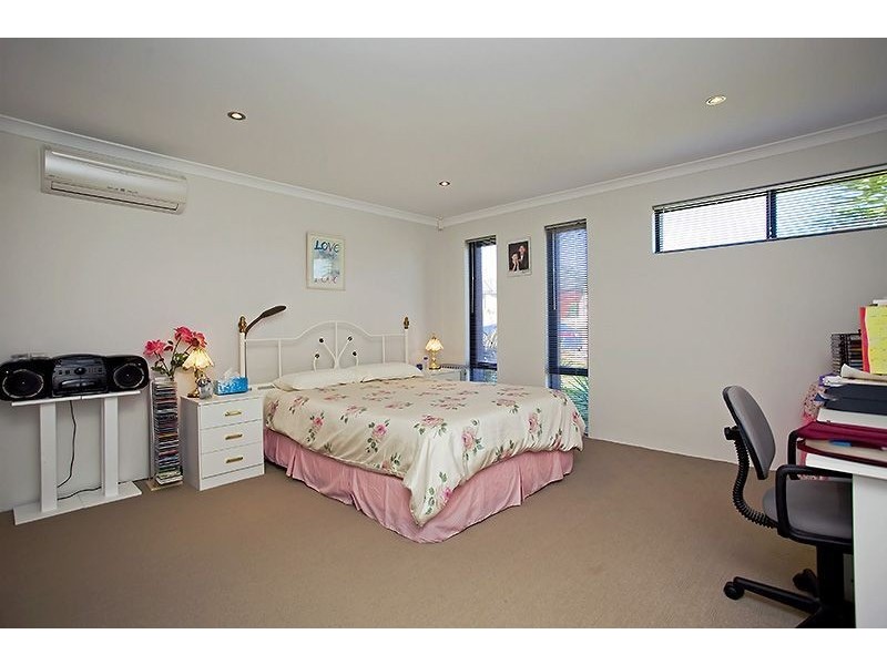 40 Injidup Loop, Clarkson WA 6030