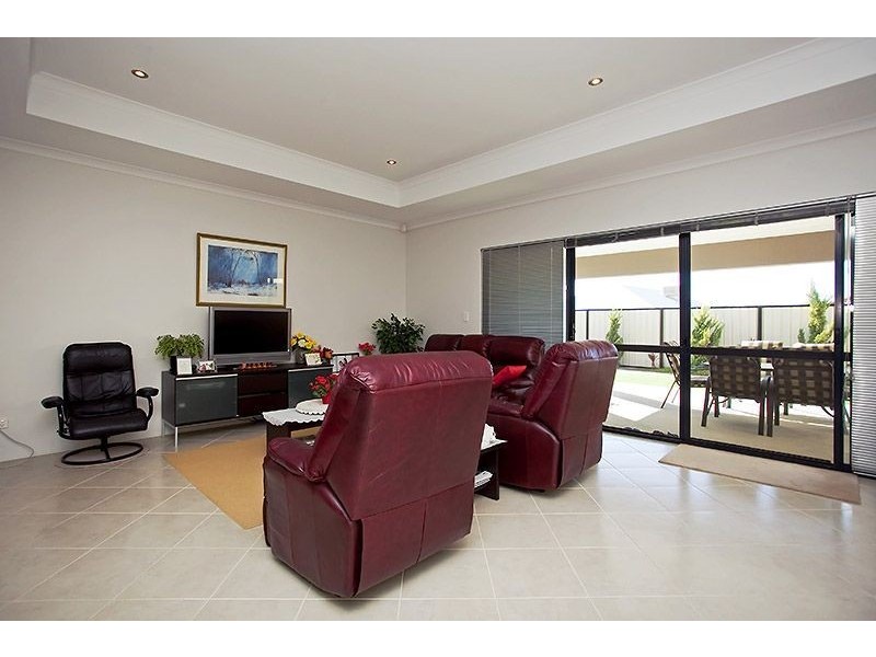 40 Injidup Loop, Clarkson WA 6030