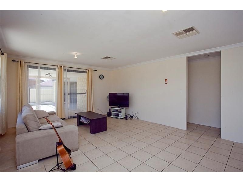 2 Somerly Drive, Clarkson WA 6030