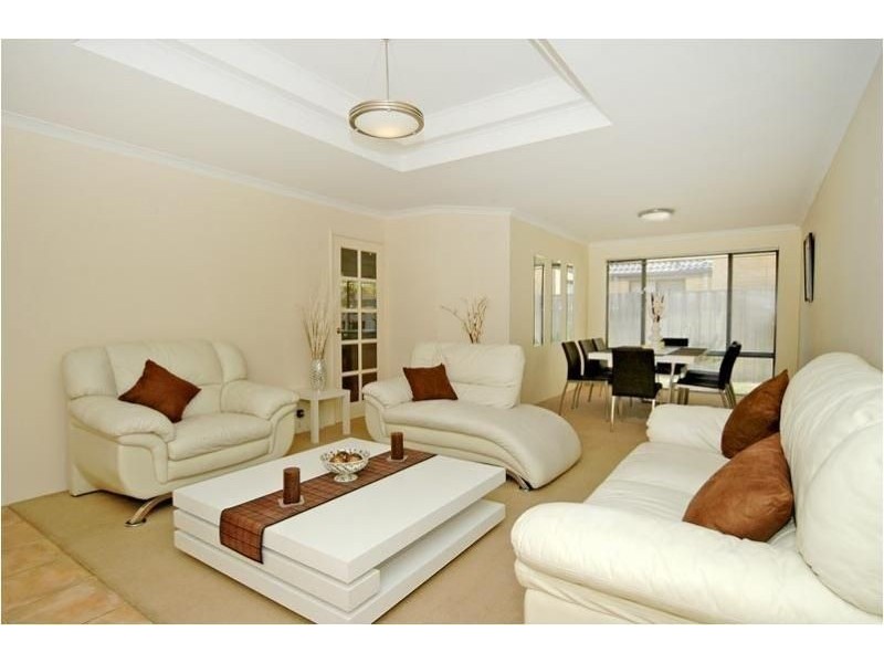 10 Glengyle Turn, Quinns Rocks WA 6030
