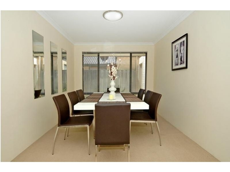 10 Glengyle Turn, Quinns Rocks WA 6030