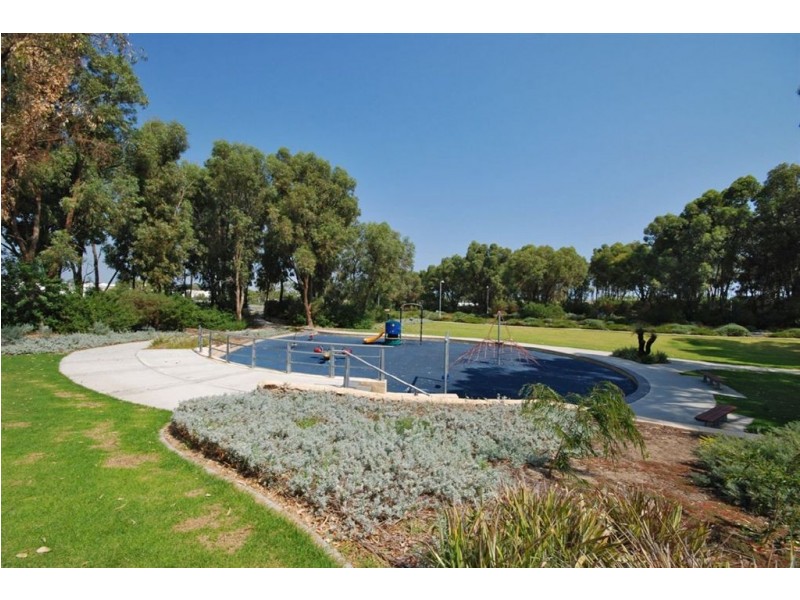 27 Windy Lane, Yanchep WA 6035