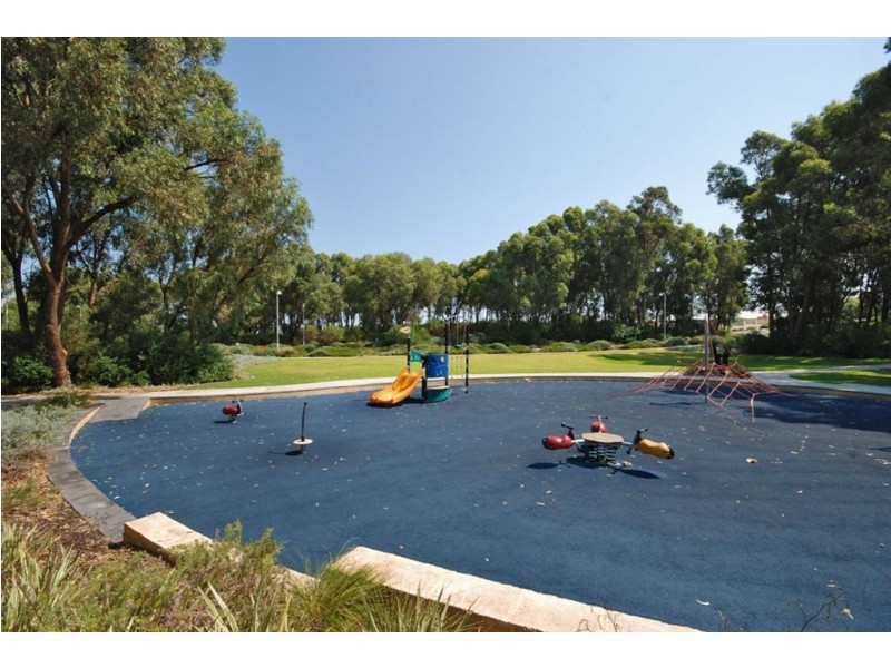 27 Windy Lane, Yanchep WA 6035