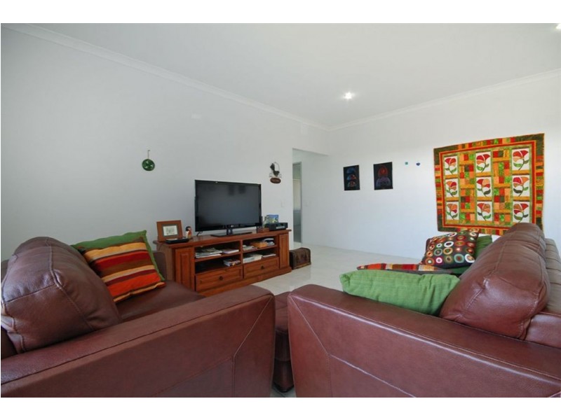 27 Windy Lane, Yanchep WA 6035