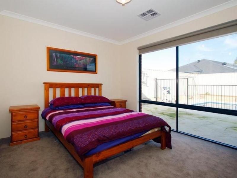 200 Golf Links  Drive, Carramar WA 6031