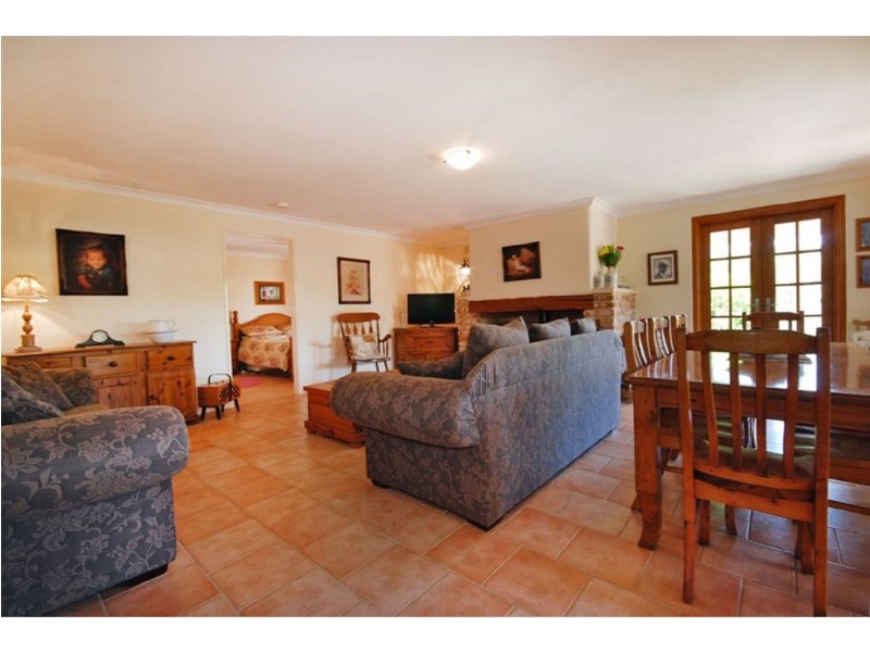 5 Rees Drive, Quinns Rocks WA 6030