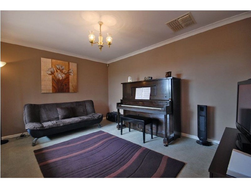 3 Gaffney Ridge, Clarkson WA 6030