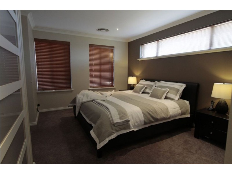 46 Weymouth Boulevard, Quinns Rocks WA 6030