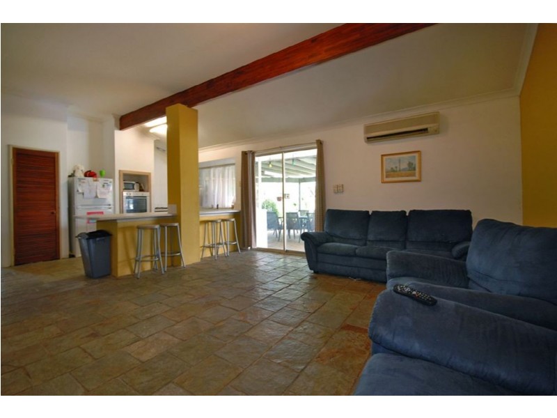 11 Aberdeen Way, Kinross WA 6028