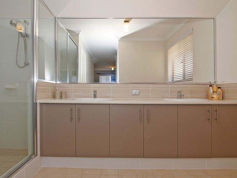 18 Huntly Avenue, Butler WA 6036