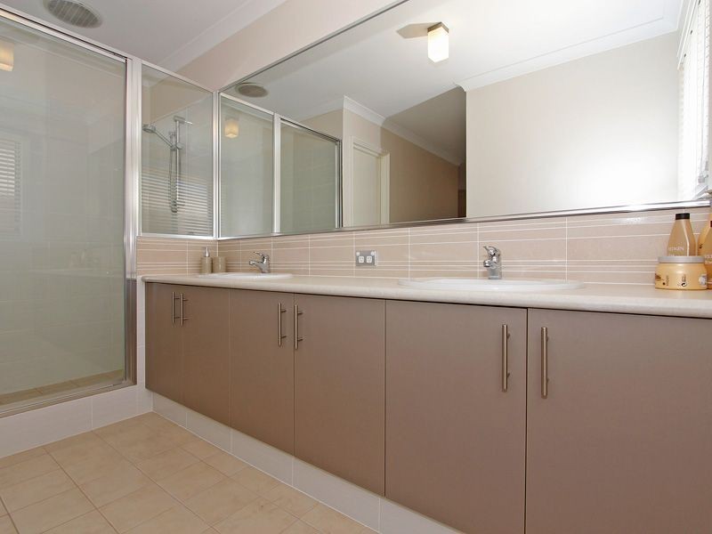 18 Huntly Avenue, Butler WA 6036