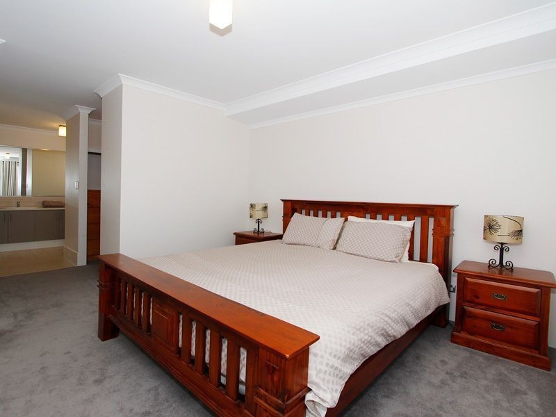 18 Huntly Avenue, Butler WA 6036