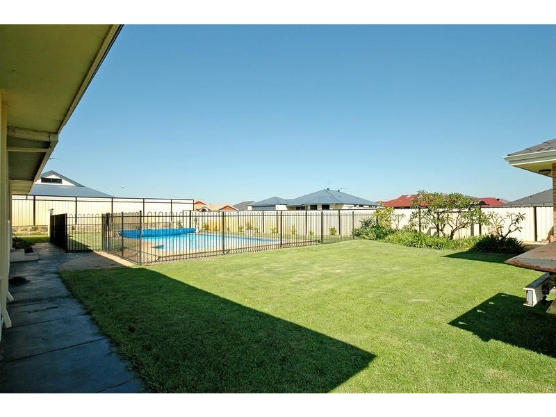 2 Roper Link, Wanneroo WA 6065