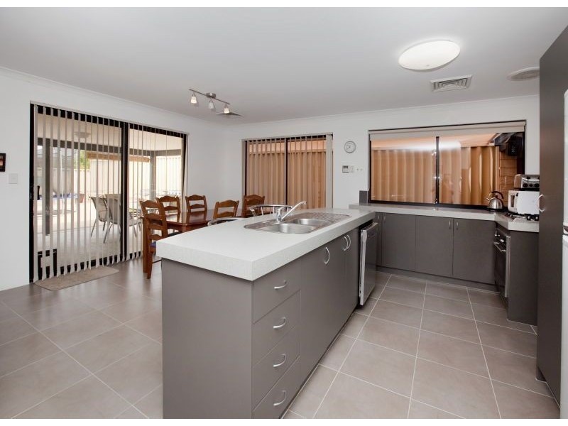 79 Ridgewood Blvd, Ridgewood WA 6030