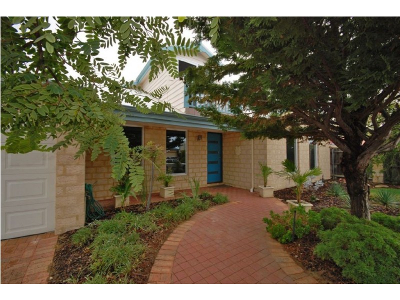 6 Dakar Way, Mindarie WA 6030