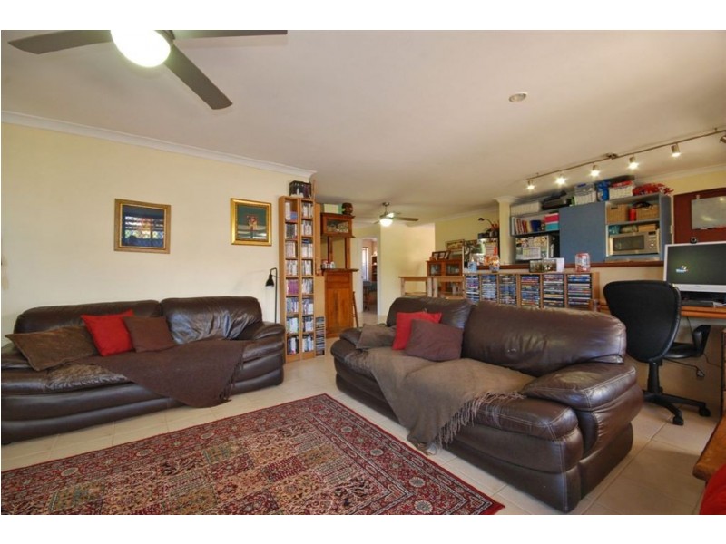 15 McCoy Place, Quinns Rocks WA 6030