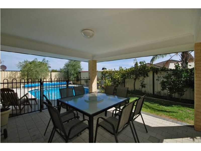 37 Liberty Drive, Clarkson WA 6030