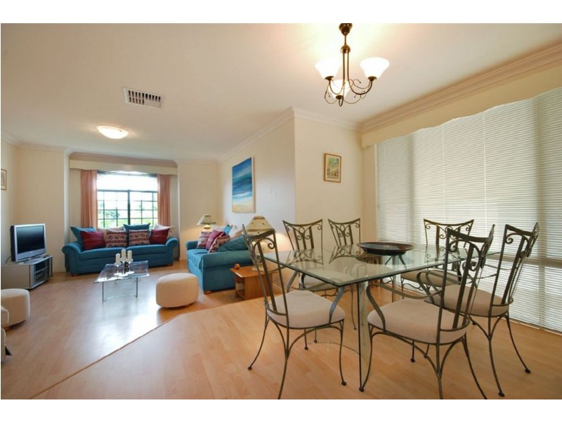 2 Rainham Avenue, Mindarie WA 6030