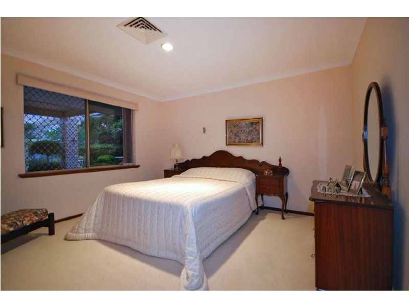 14 Whelan Road, Kardinya WA 6163