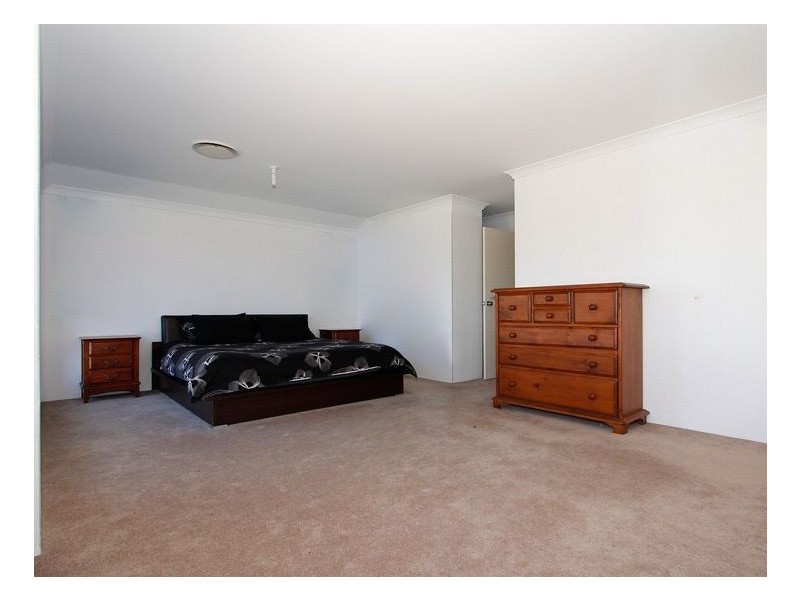 12 Newbridge Green, Butler WA 6036
