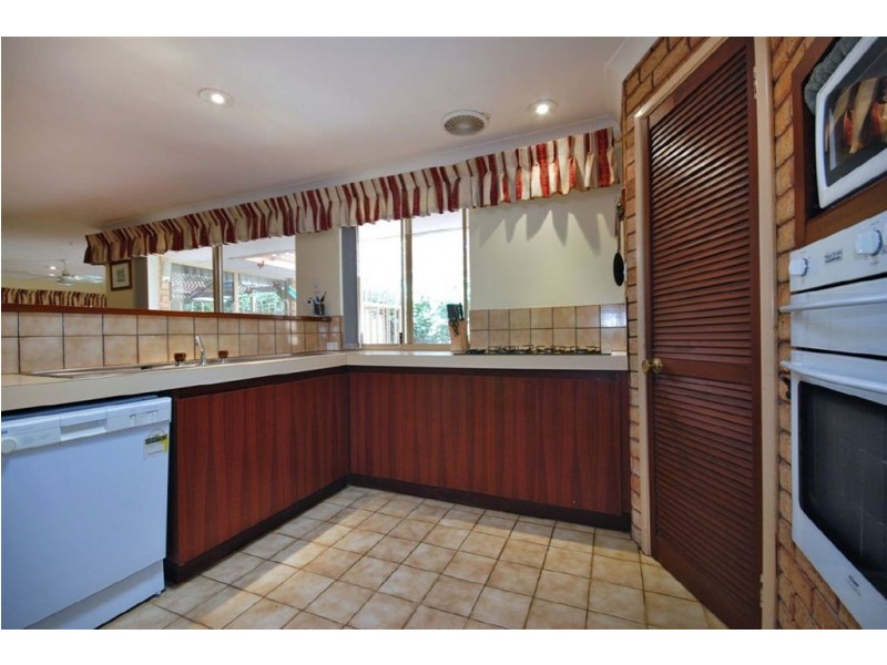 7 Burham Court, Marangaroo WA 6064