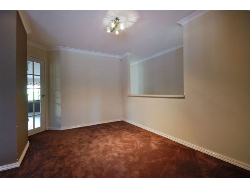 8 Manhattan Avenue, Iluka WA 6028