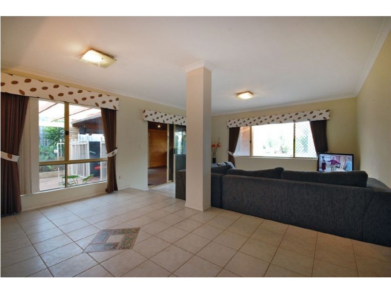 8 Manhattan Avenue, Iluka WA 6028