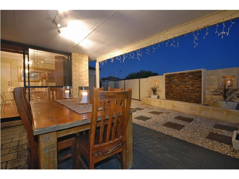 9 Harmony Avenue, Clarkson WA 6030