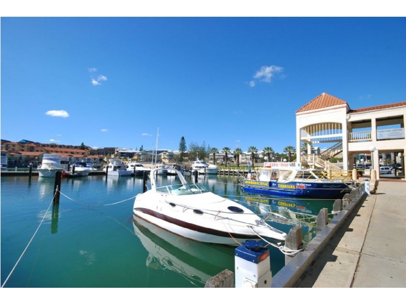 9 Swansea Promenade, Mindarie WA 6030
