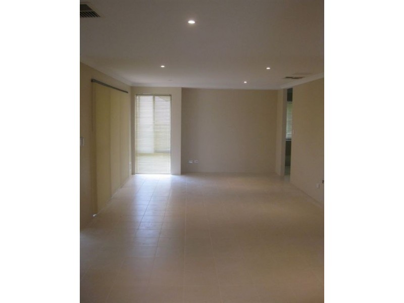 6 Chattanooga Vista, Clarkson WA 6030