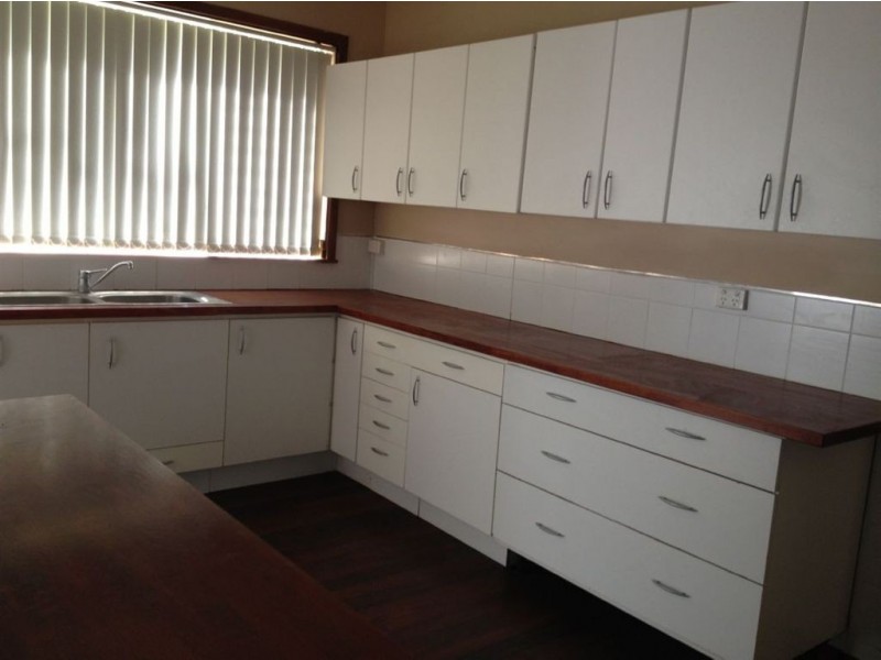 35 Hazel Avenue, Quinns Rocks WA 6030