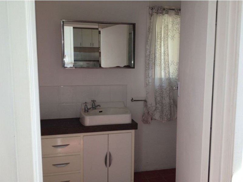 35 Hazel Avenue, Quinns Rocks WA 6030