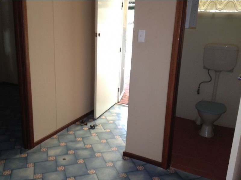 35 Hazel Avenue, Quinns Rocks WA 6030