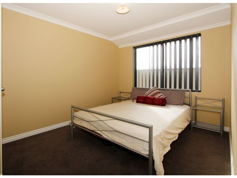 24 Carbine Loop, Banksia Grove WA 6031