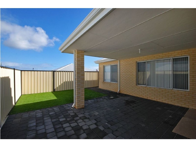 90 Liberty Drive, Clarkson WA 6030