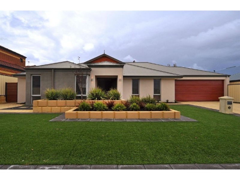 40 Hacienda Drive, Clarkson WA 6030