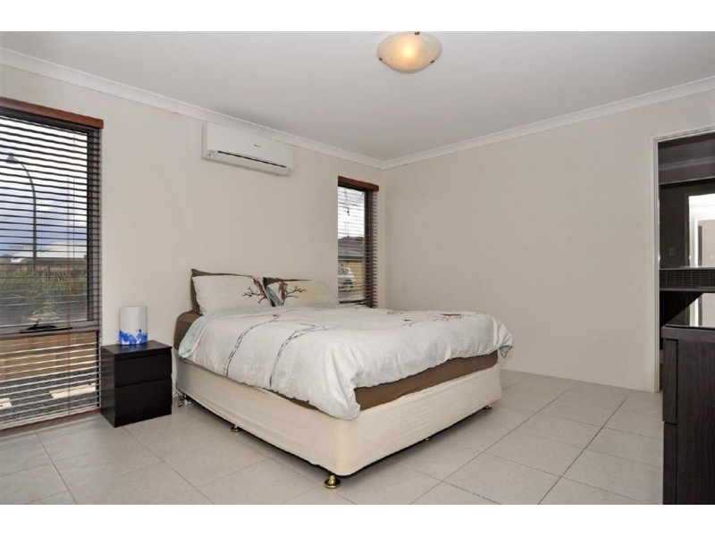 40 Hacienda Drive, Clarkson WA 6030