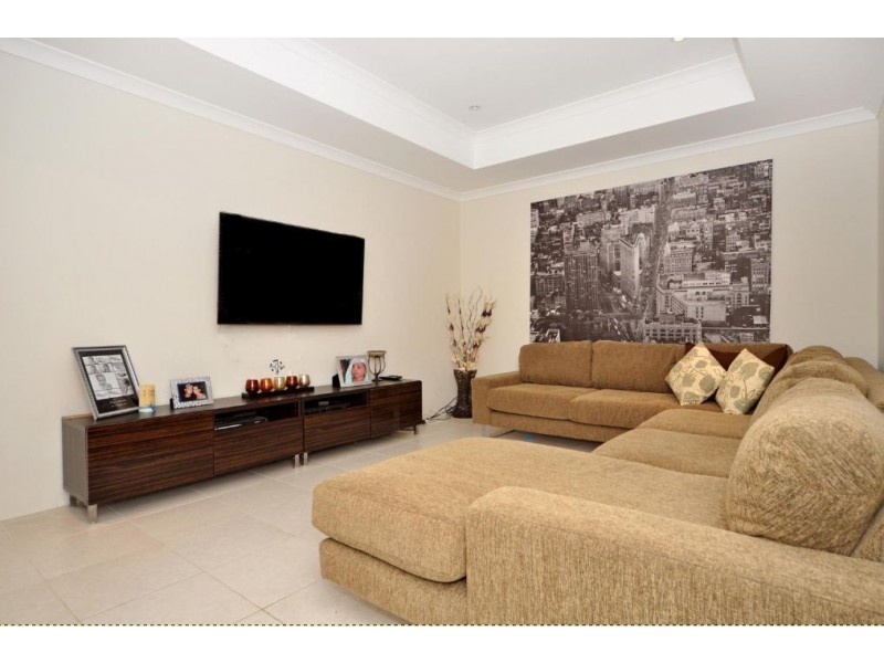 40 Hacienda Drive, Clarkson WA 6030