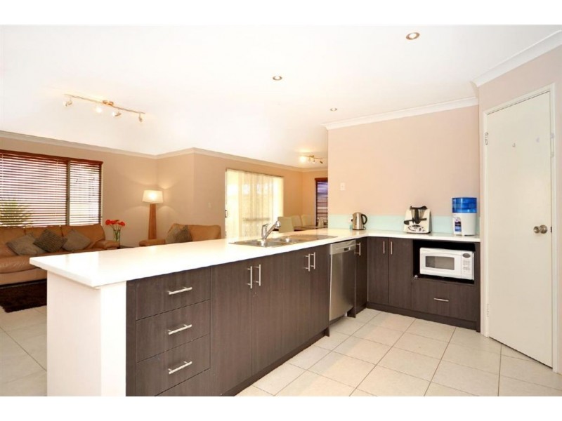 40 Hacienda Drive, Clarkson WA 6030