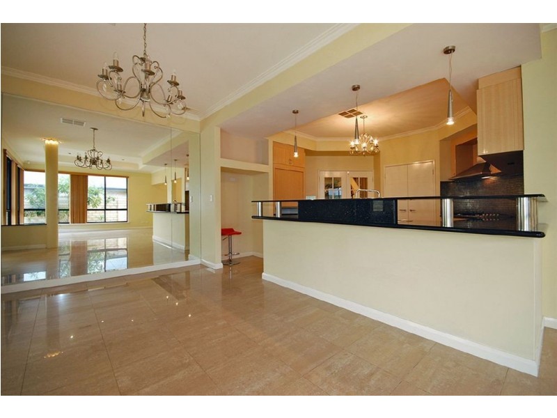 33 Mariners View, Mindarie WA 6030