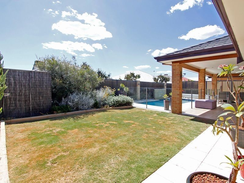 3 Jubata Turn, Tapping WA 6065