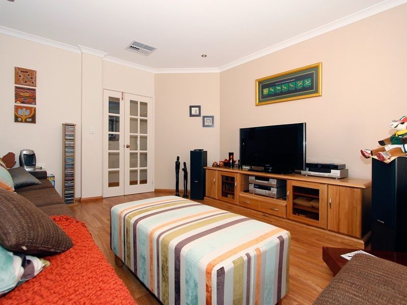 3 Jubata Turn, Tapping WA 6065