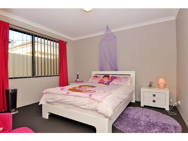 17 Baldwin Link, Butler WA 6036