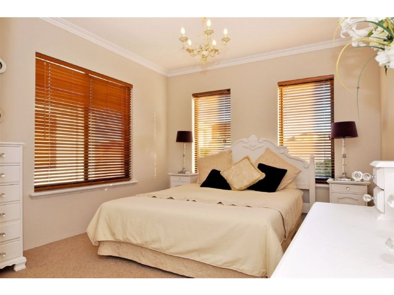 62 Lighthouse Parade, Mindarie WA 6030