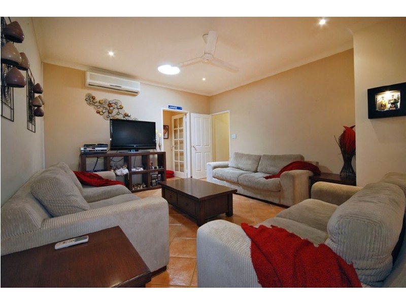 10 Stradbroke Gardens, Ridgewood WA 6030