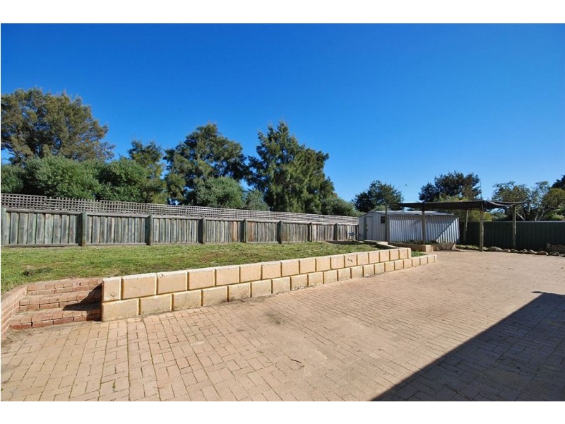 24 Serpentine Gardens, Clarkson WA 6030