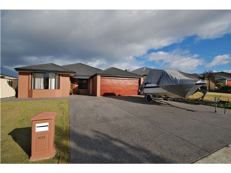 104 Liberty Drive, Clarkson WA 6030