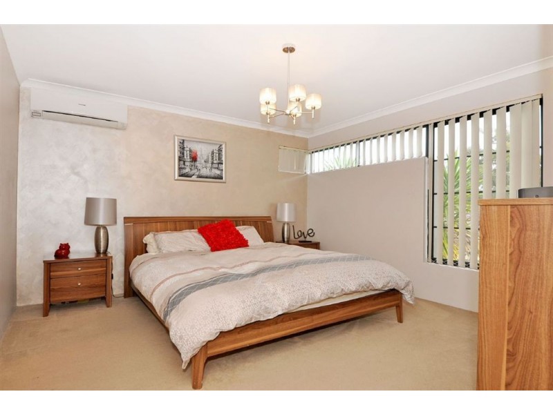 44 Harden Park Trail, Carramar WA 6031