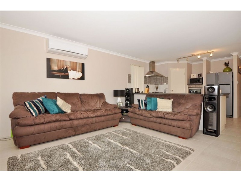 44 Harden Park Trail, Carramar WA 6031